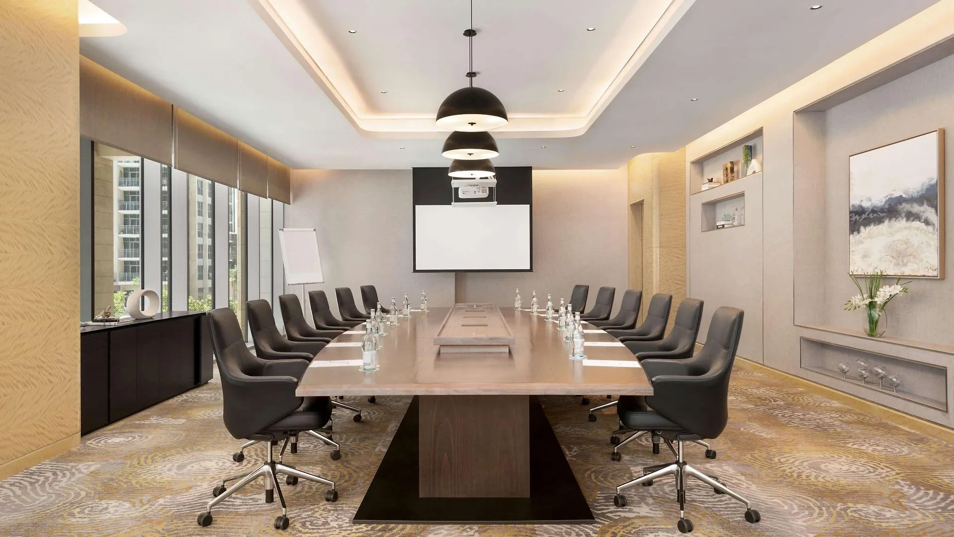 Novotel Dubai Gold District 4*,