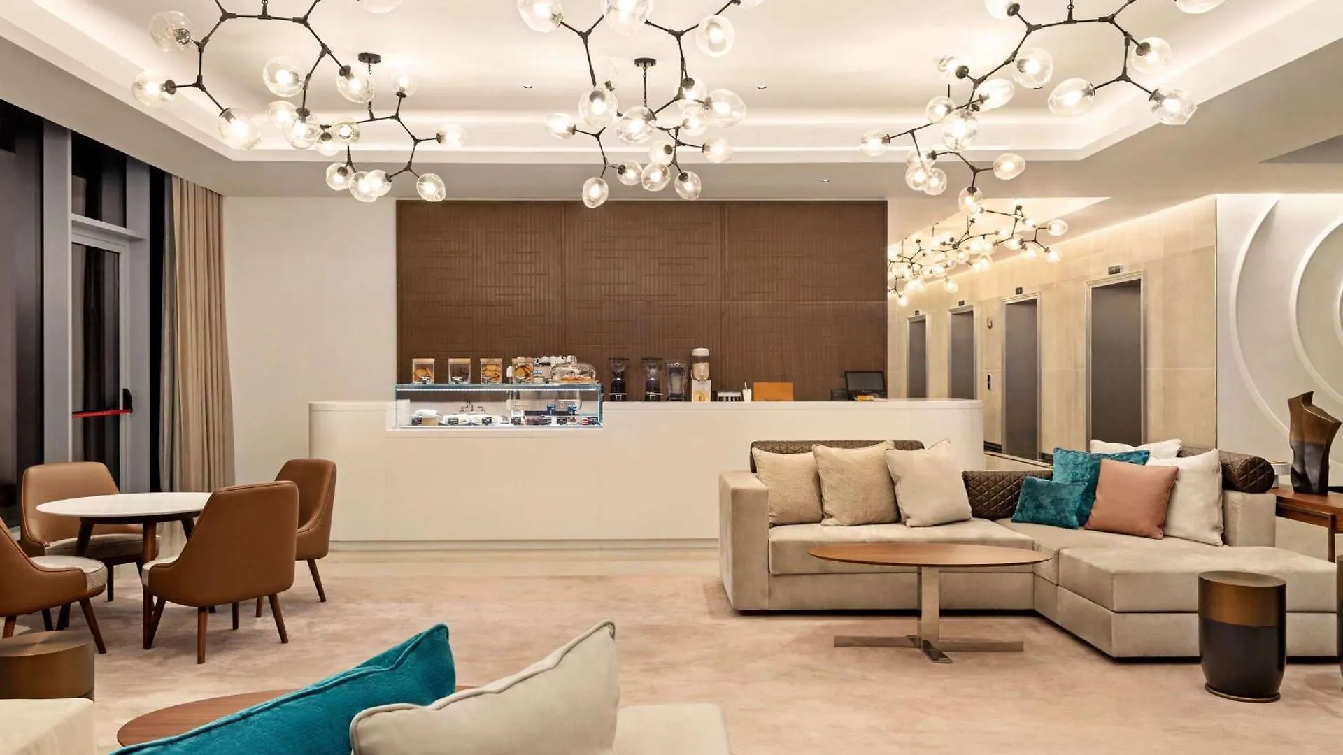 Novotel Dubai Gold District 4*,  United Arab Emirates