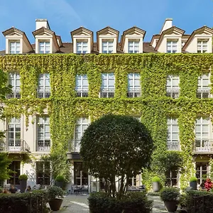 Le Pavillon De La Reine & Spa, Place Des Vosges 5* פריז